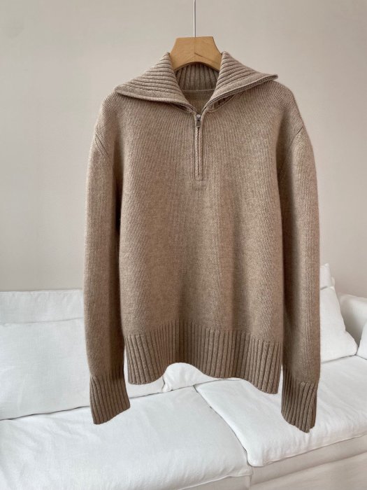 Cashmere pullover