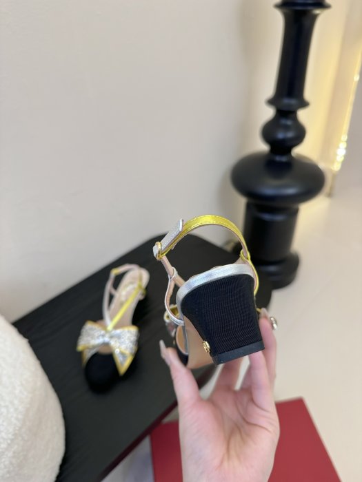 Босоножки фото 7