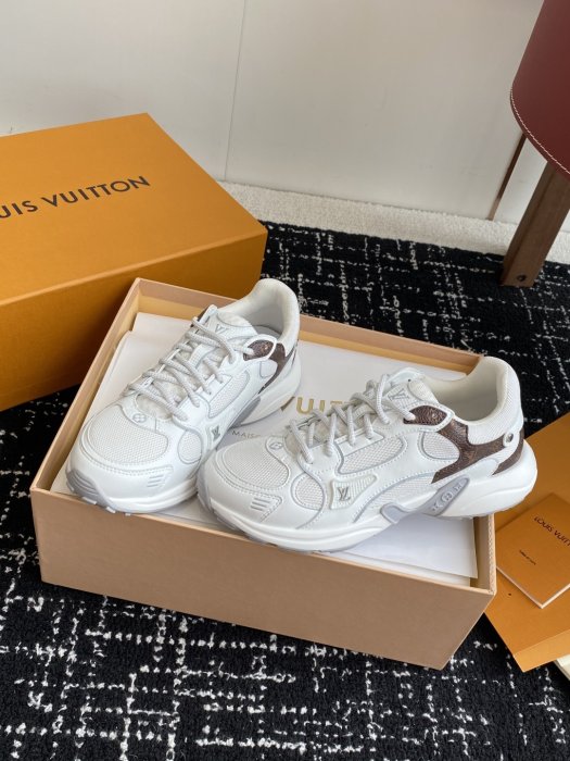 Sneakers фото 3