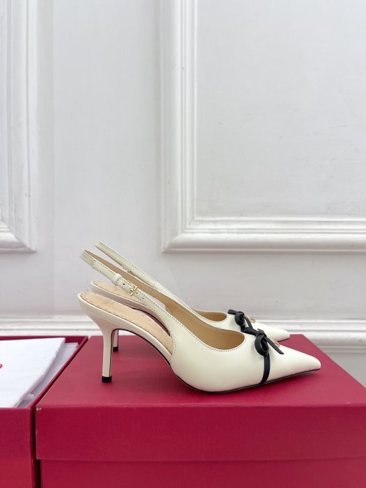 Босоножки фото 2