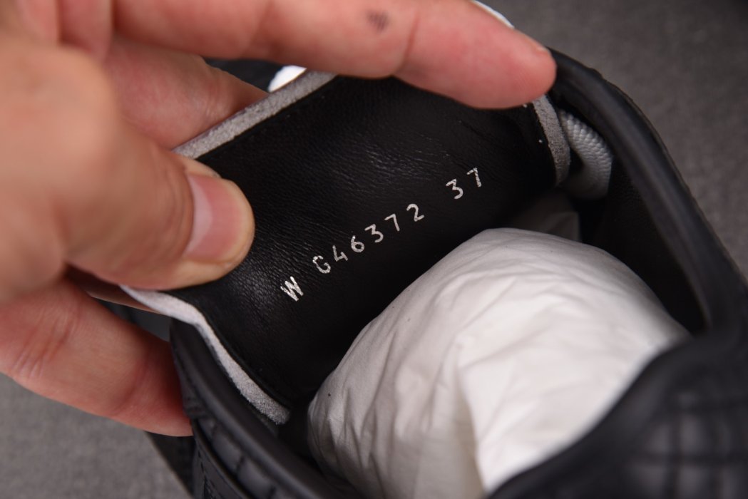 Sneakers CHANEL 25 фото 14