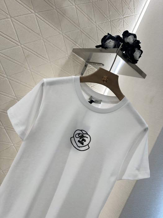 Футболка жіноча фото 7