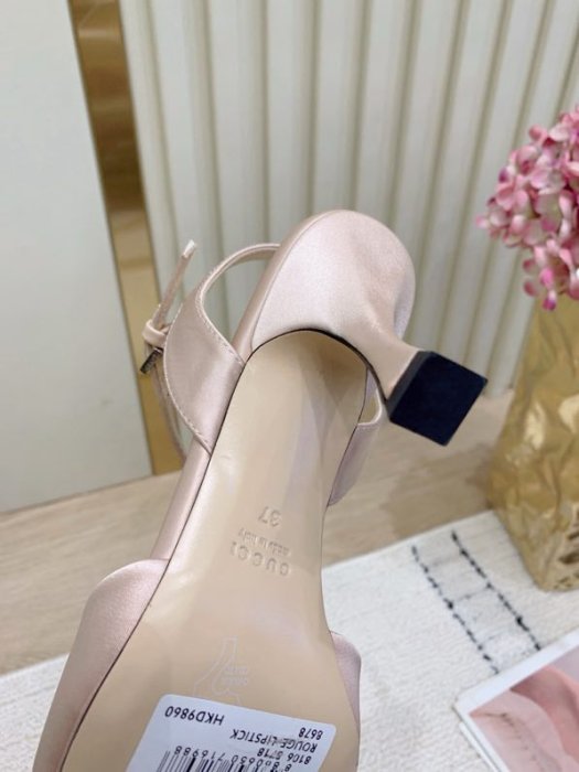 Босоножки фото 4