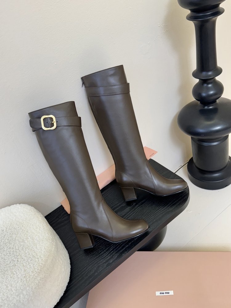 Boots women's фото 4