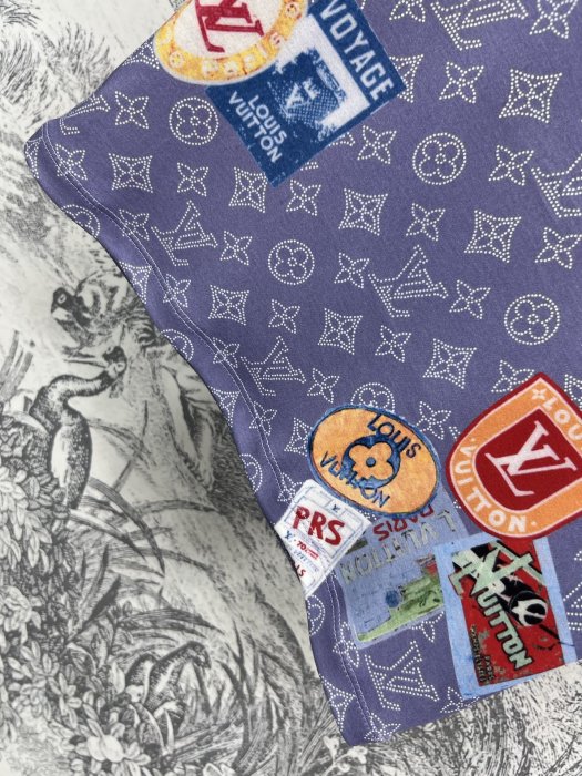 T-shirt women's фото 4