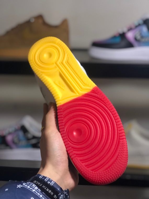 Кроссовки  Air Force 1 07 Low Yellow Red Limited фото 7