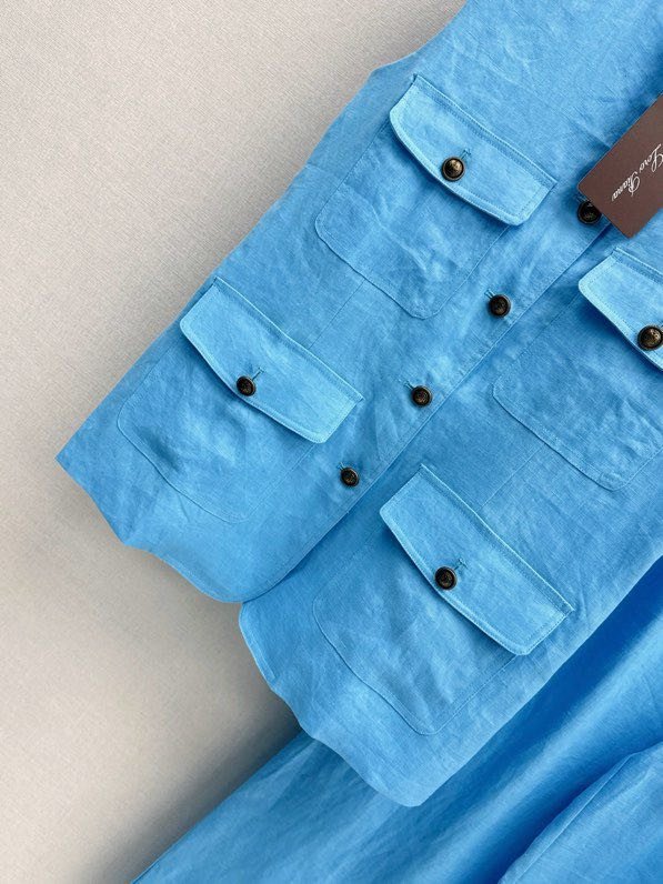 Elegant female costume фото 8