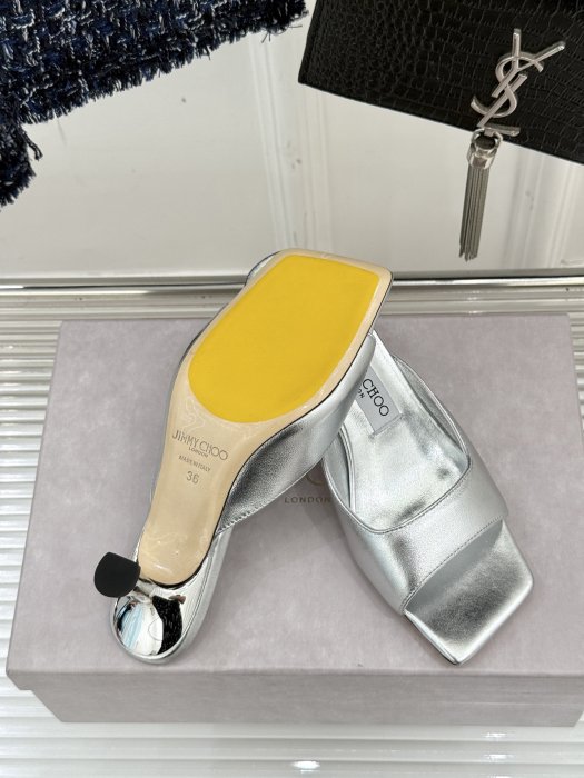 Босоножки фото 9