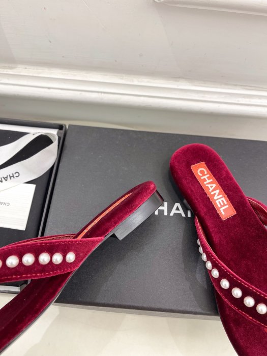 Шлепанцы фото 6