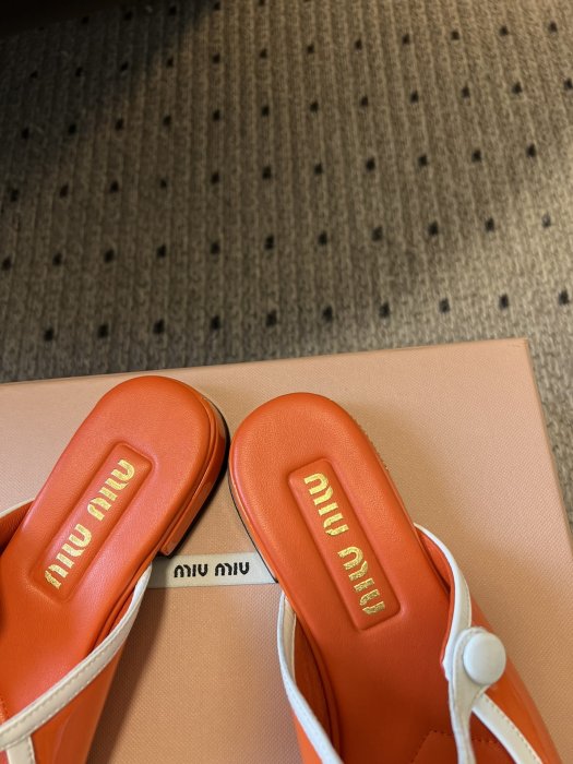 Босоножки фото 4