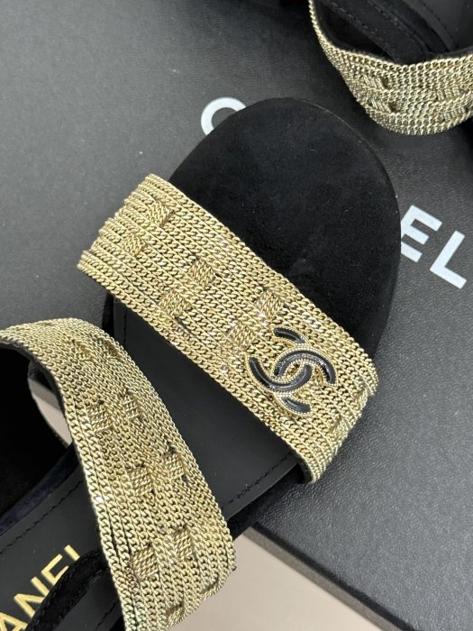 Босоножки фото 7