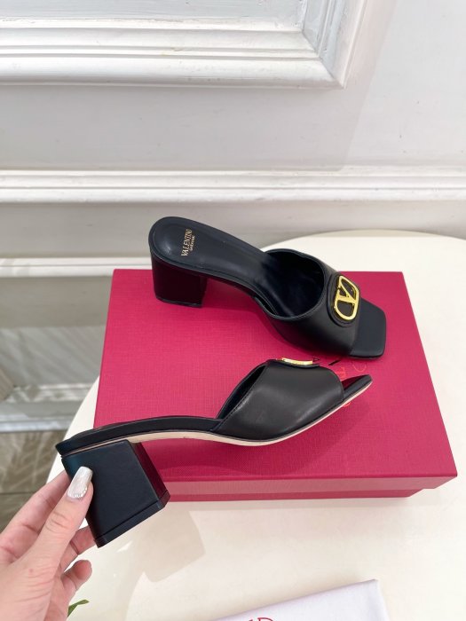 Босоножки фото 4