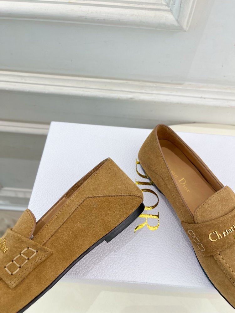 Лоферы женские фото 7