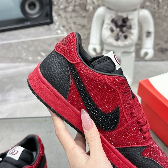 Кроссовки Nike Air Jordan x Gucci фото 8