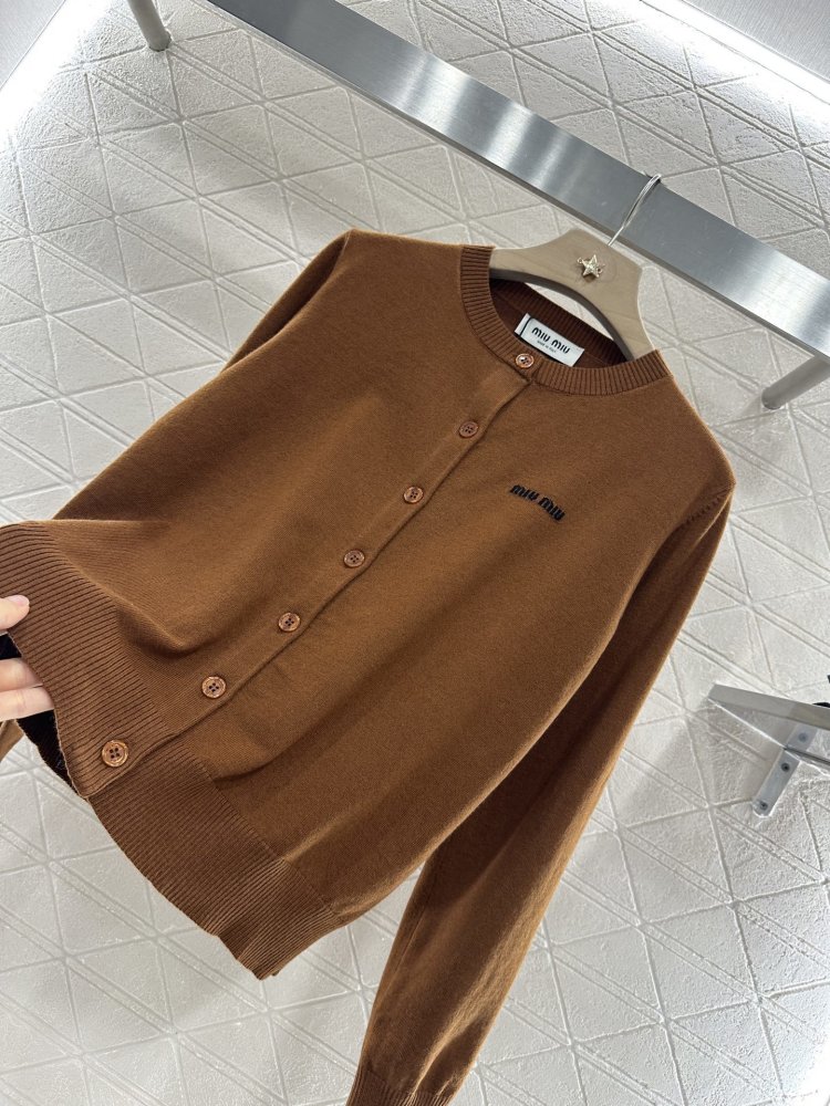 Кофта жіноча фото 6