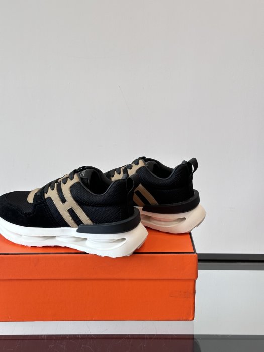 Кросівки чоловічі фото 8