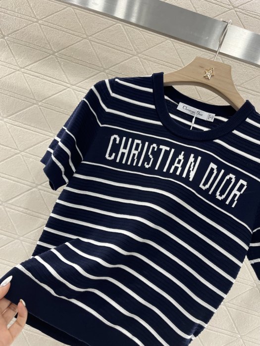 Футболка женская фото 6