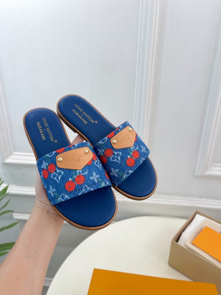 Шлепанцы женские фото 5