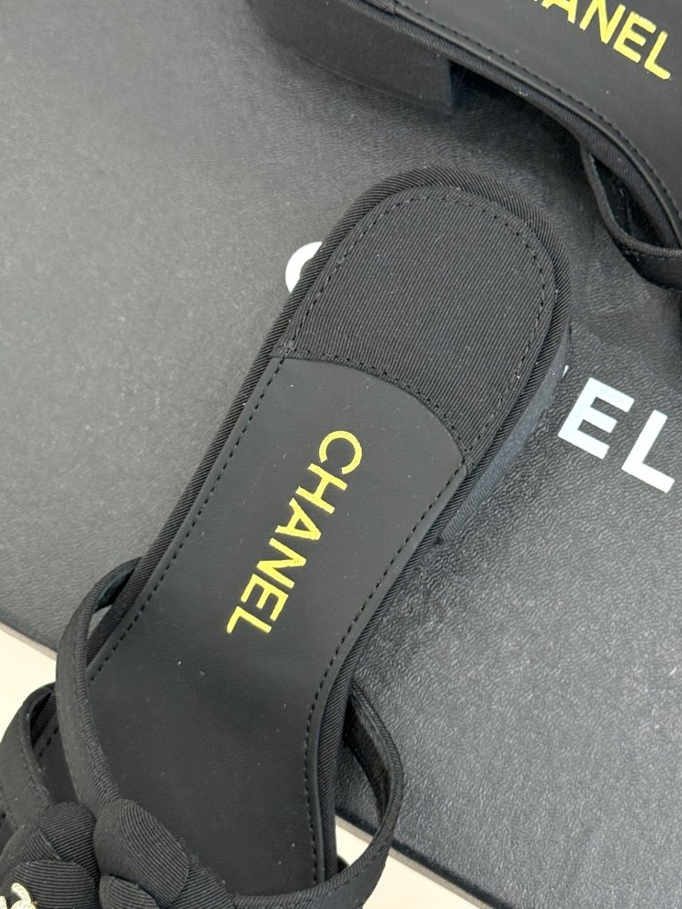 Босоніжки фото 8