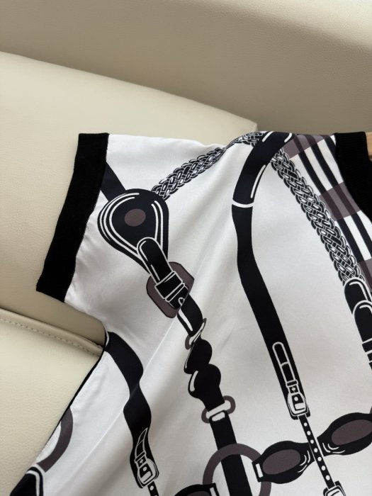 Футболка женская фото 5