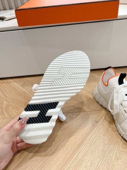 Кросівки - розмір 38 фото 6