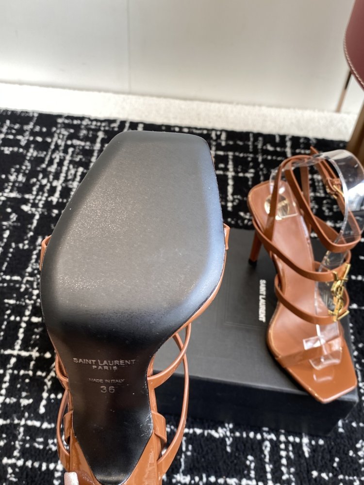 Босоножки фото 9