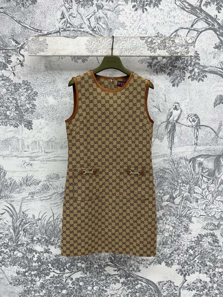 Плаття, Сукня