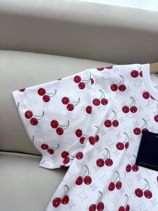 Футболка женская фото 6