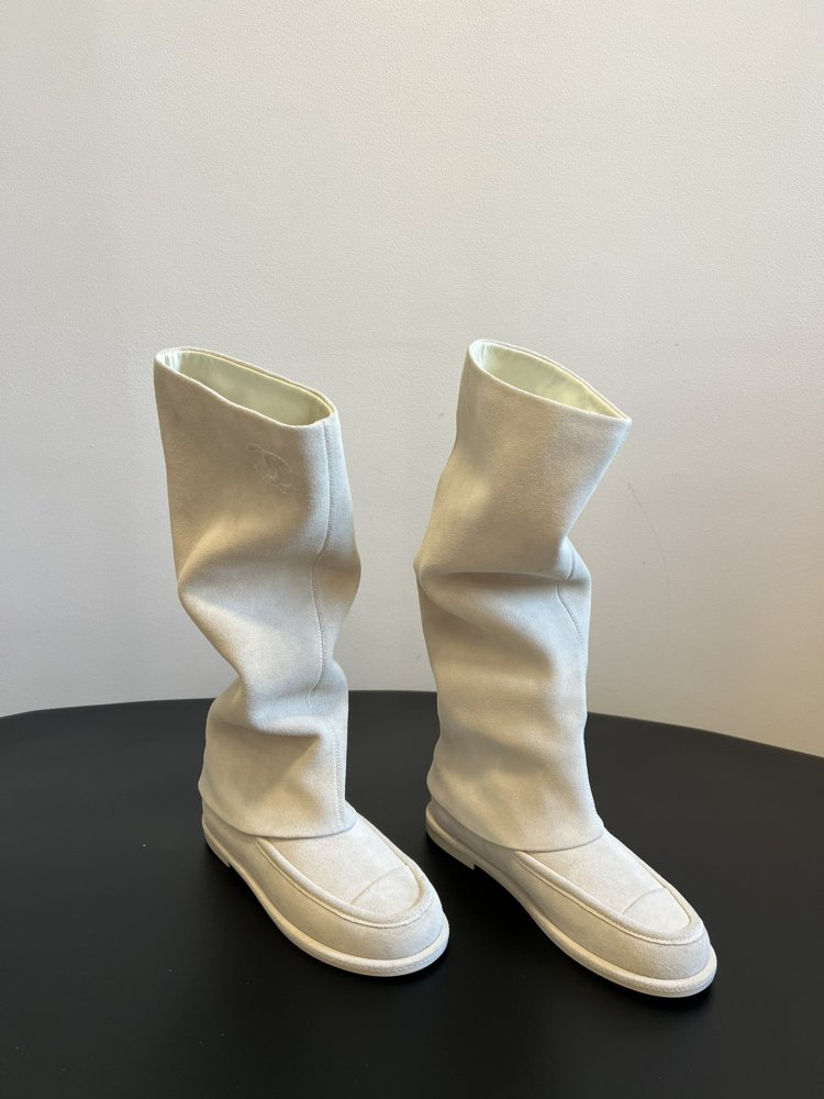 Boots women's фото 5