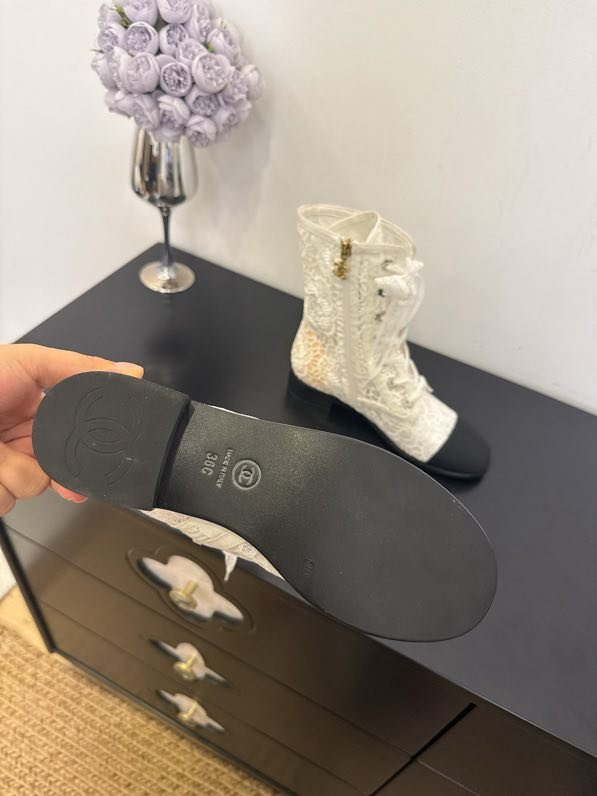 Ботинки женские фото 7