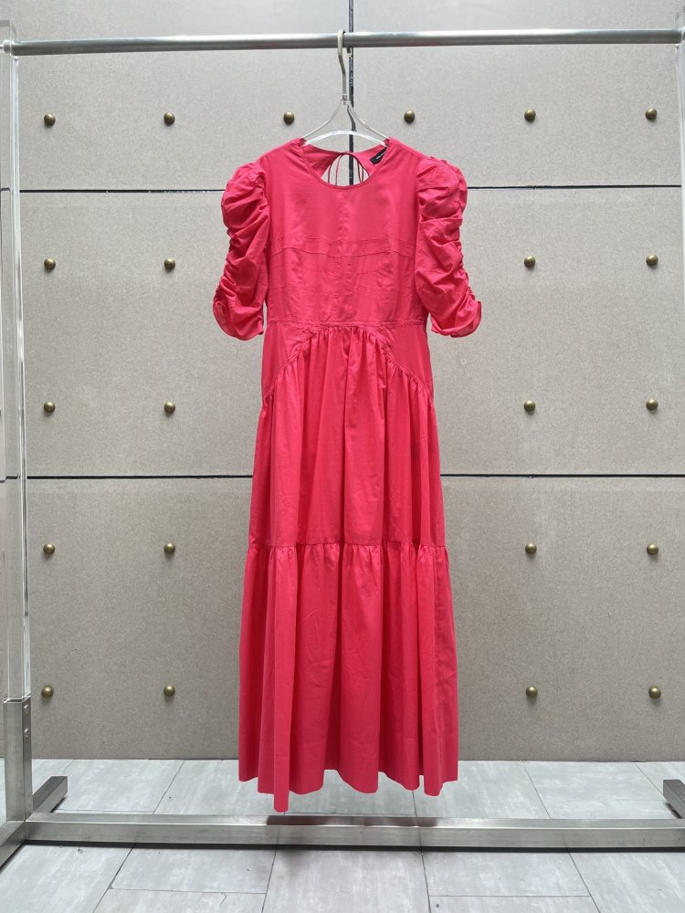 Dress from sleeves-flashlights and open back