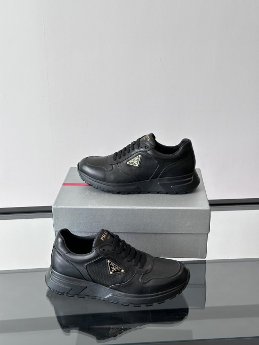 Кросівки чоловічі фото 4