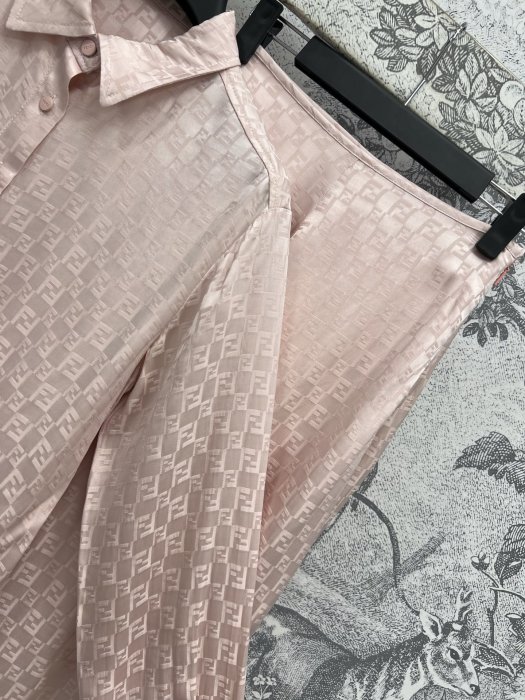 Костюм женский фото 6