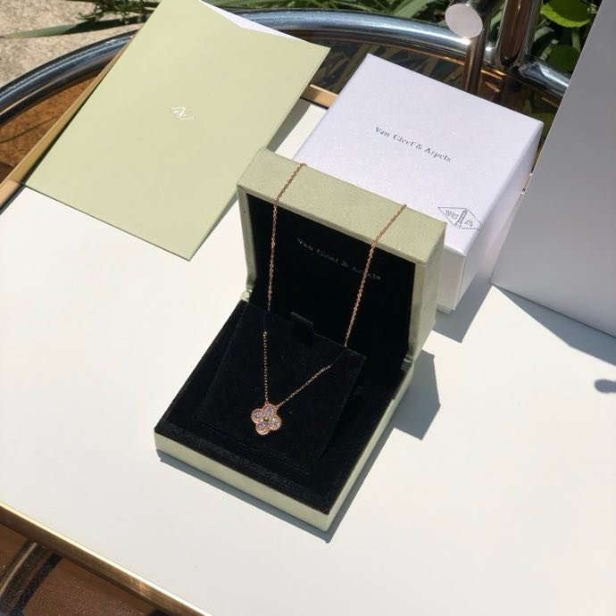 Necklace, pink gold 18 carat фото 6