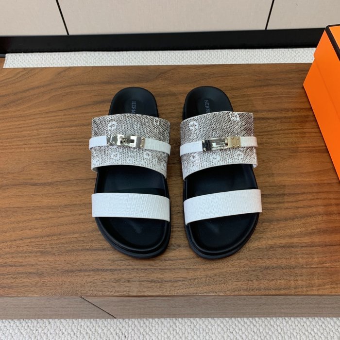 Шлепанцы женские Giulia