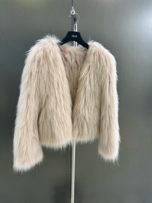 Fur coat of fox fur фото 7