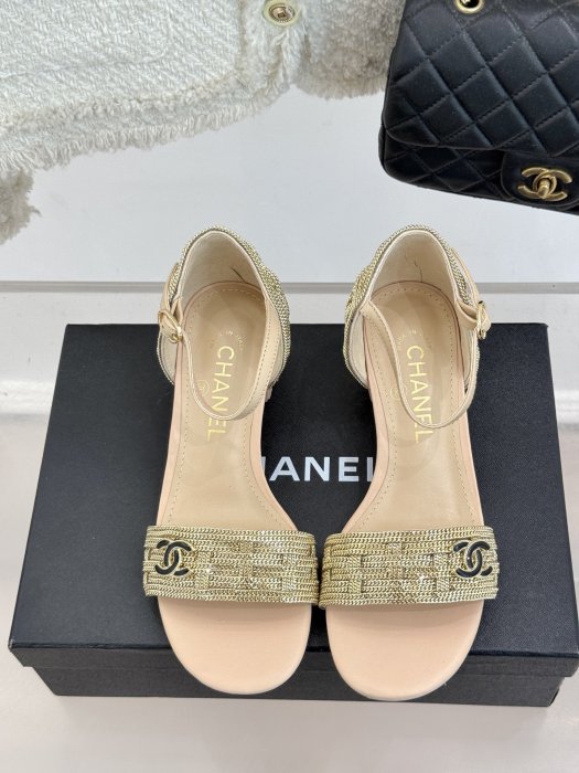 Босоніжки фото 4