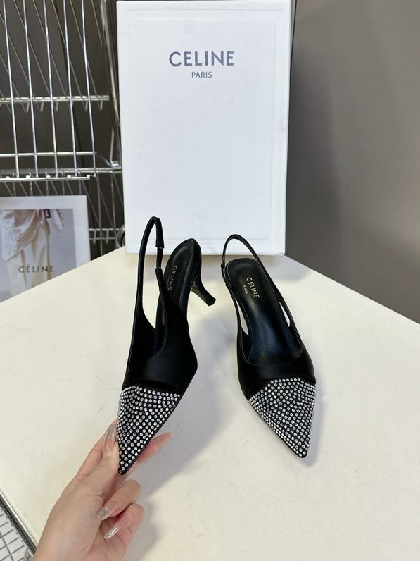 Босоніжки фото 4