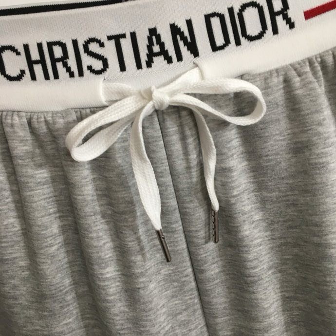 Костюм женский фото 4