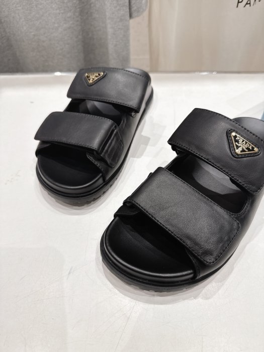 Шлепанцы фото 7