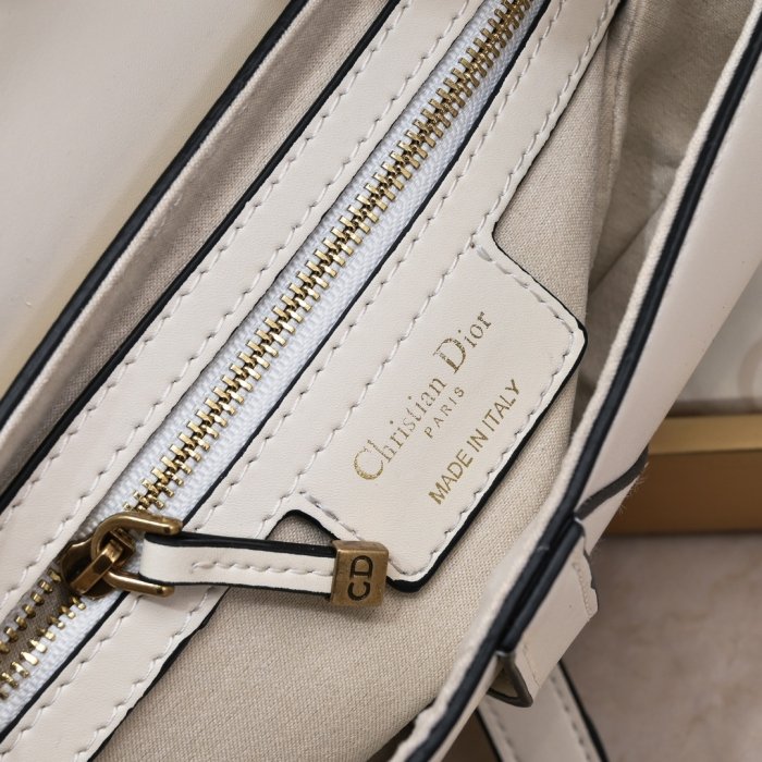 Сумка шкіряна жіноча Dior Saddle 25 см фото 8