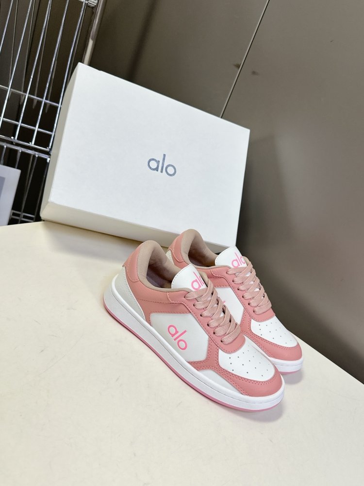 Sneakers women's фото 2