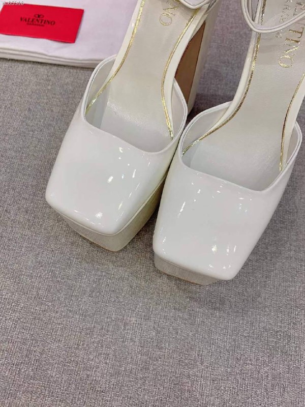 Туфли женские на высоком квадратном каблуке белые фото 5