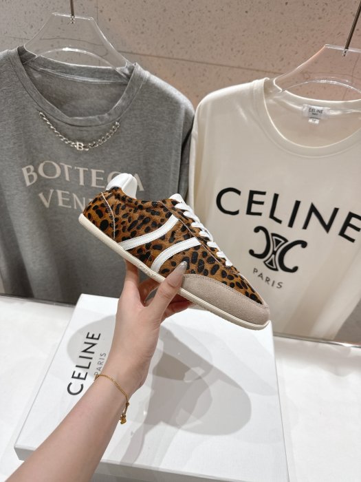 Кроссовки фото 5