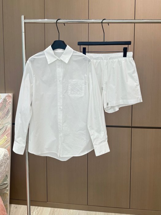 Костюм женский фото 4