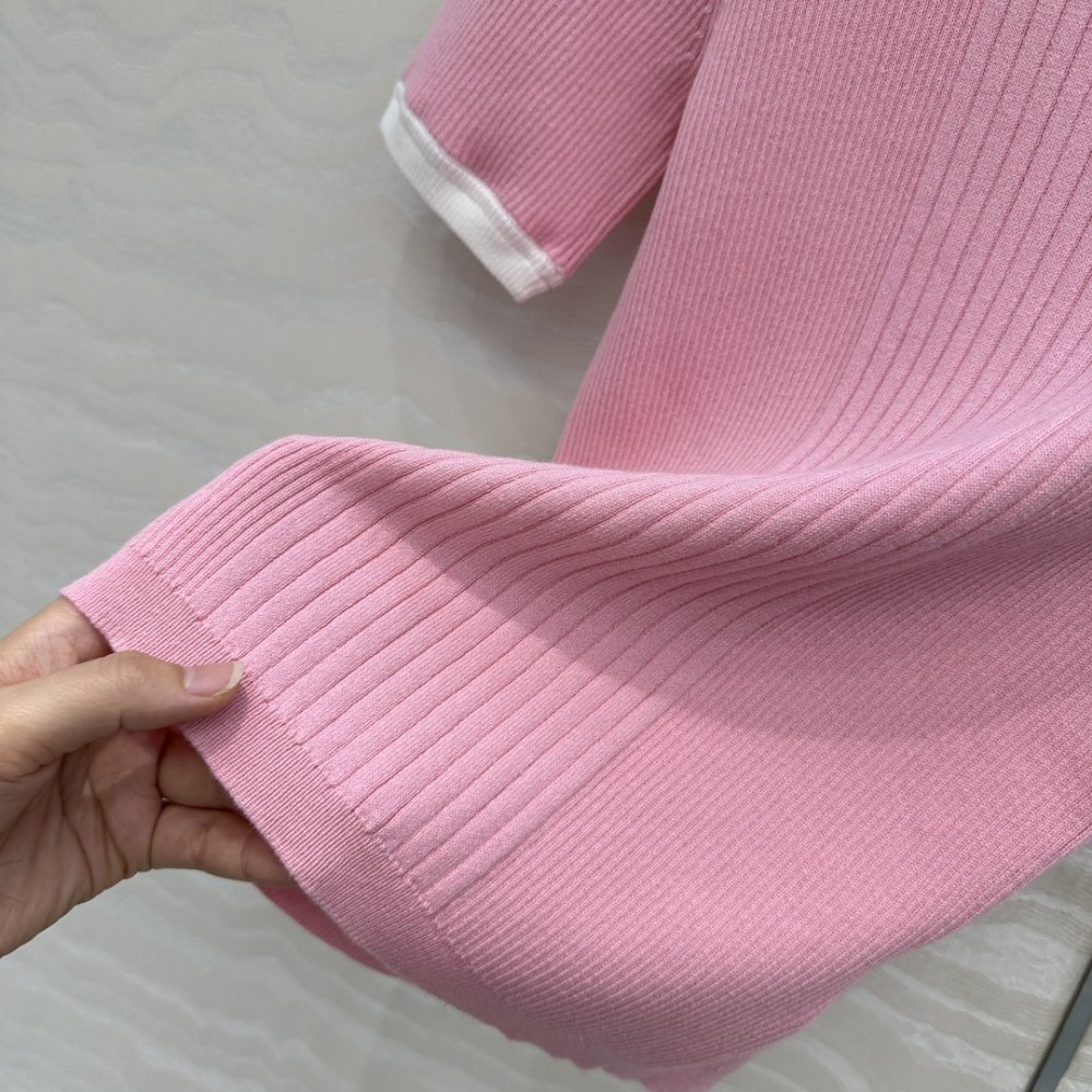 Футболка жіноча фото 7