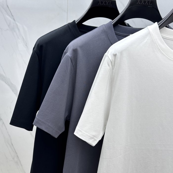 T-shirt men's фото 3