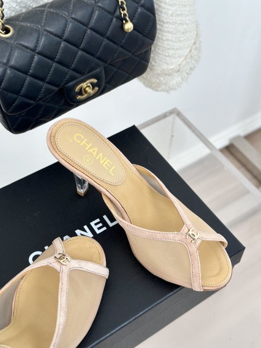 Босоножки фото 5