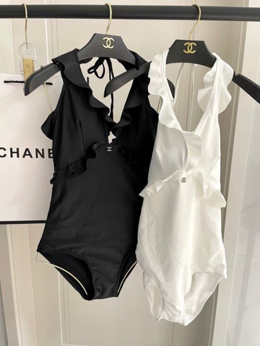 Swimsuit фото 9