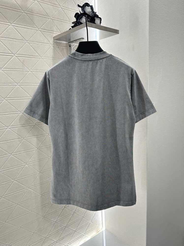 Футболка жіноча фото 2